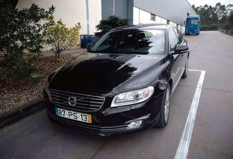 Volvo S80 • 2015 • 190,000 km 1