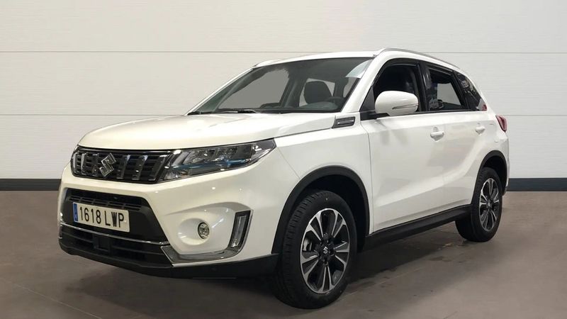 Suzuki Vitara • 2022 • 20,400 km 1