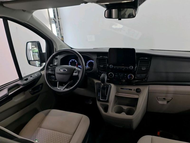 Ford Tourneo Custom • 2022 • 32,600 km 4