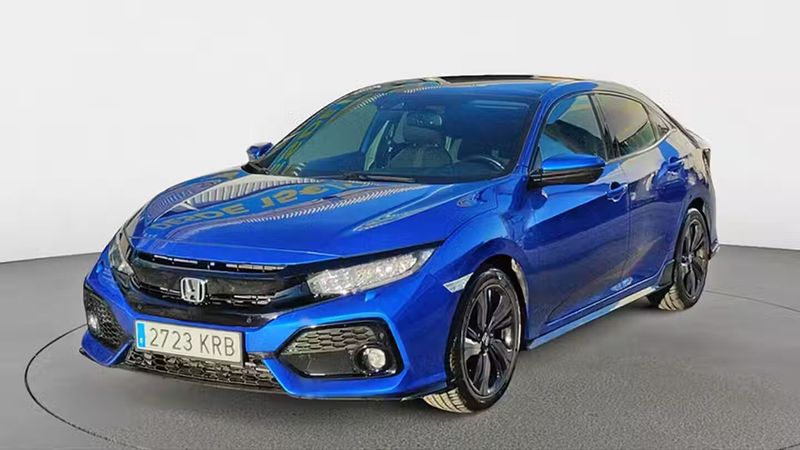 Honda Civic • 2018 • 123,324 km 1