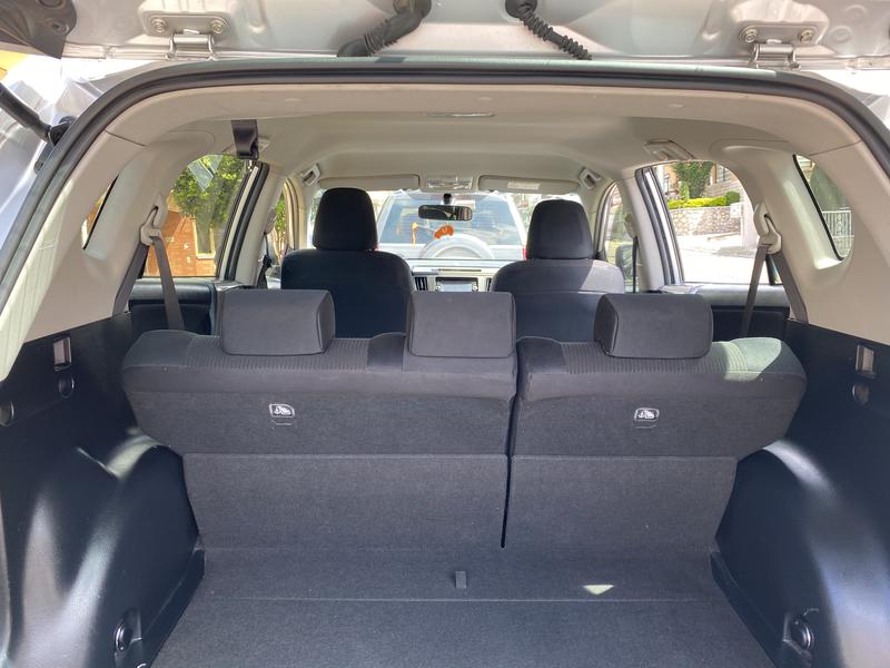 Toyota RAV4 • 2015 • 96,000 km 11