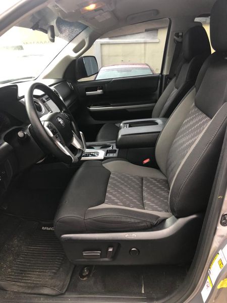 Toyota Tundra • 2017 • 80,000 km 2