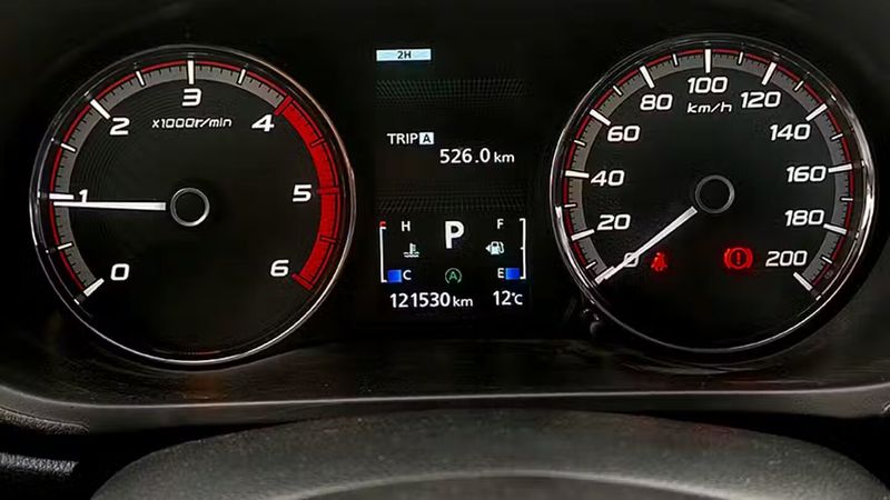 Mitsubishi L200 • 2020 • 121,530 km 23