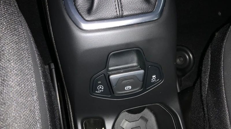 Jeep Renegade • 2022 • 29,400 km 12