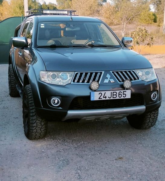 Mitsubishi L200 • 2010 • 190,000 km 1