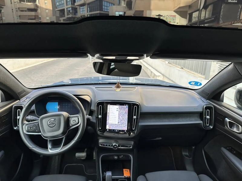 Volvo C30 • 2022 • 22,900 km 3