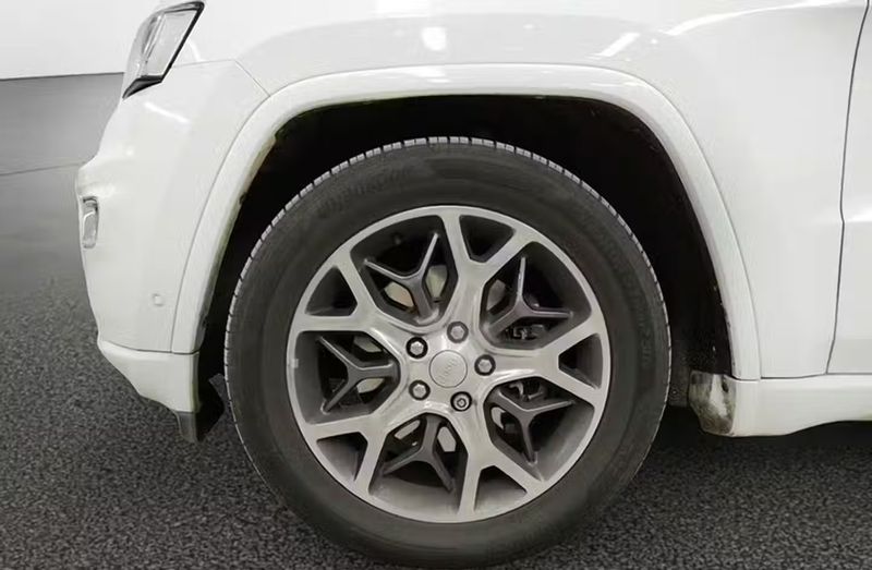 Jeep Grand Cherokee • 2019 • 80,664 km 14