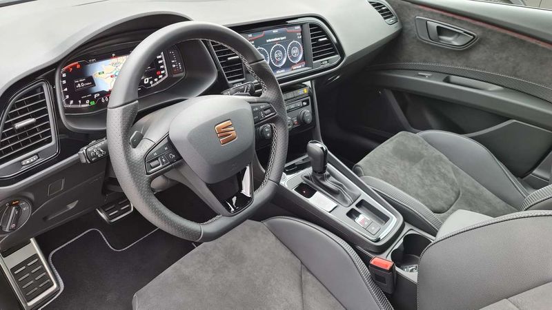 Seat Leon • 2021 • 43,000 km 6