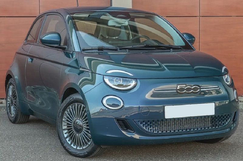 Fiat 500e • 2021 • 26,100 km 1