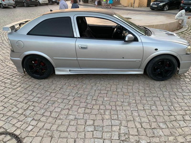 Opel Astra • 1998 • 280,000 km 5