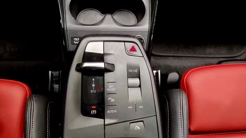 BMW X1 • 2024 • 8,689 km 7