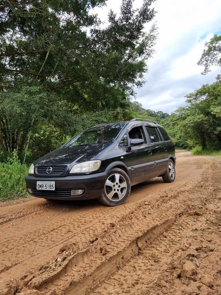 Chevrolet Zafira • 2004 • 240,000 km 2