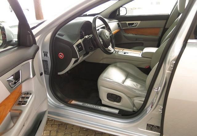 Jaguar E-PACE • 2014 • 150,000 km 2