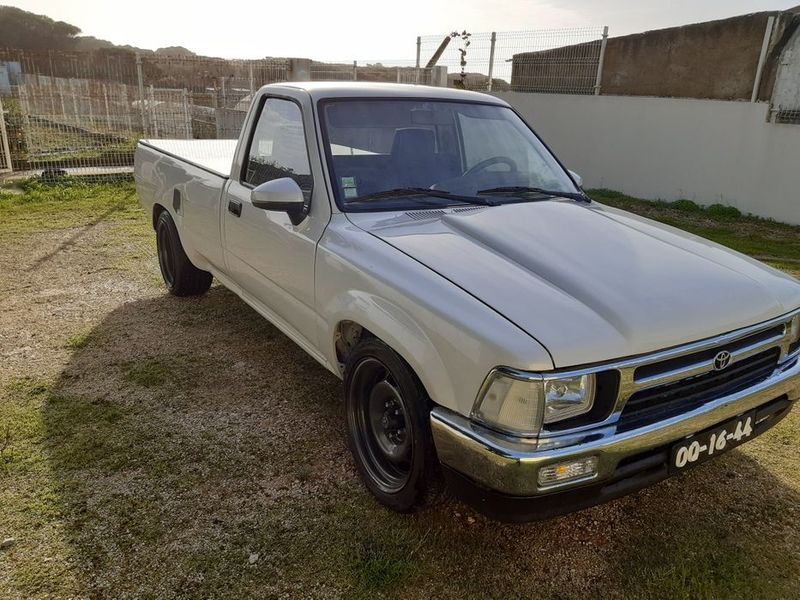 Toyota Hilux • 1991 • 130,000 km 1