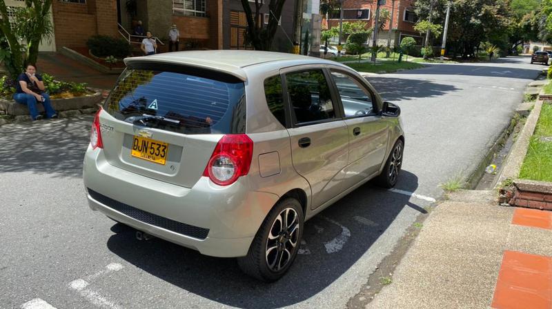 Chevrolet Aveo • 2012 • 84,000 km 3