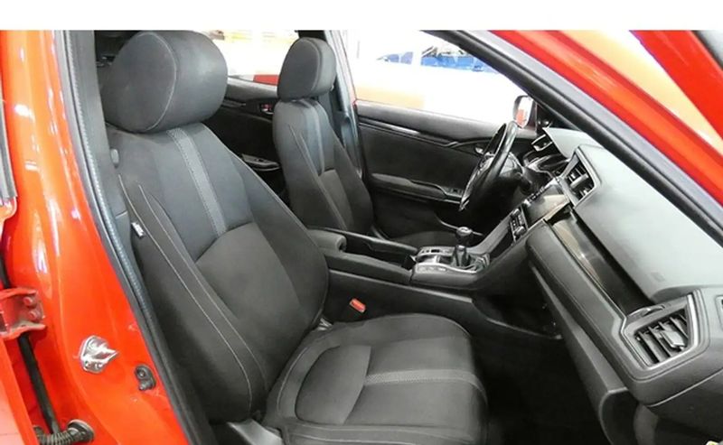 Honda Civic • 2020 • 86,407 km 14