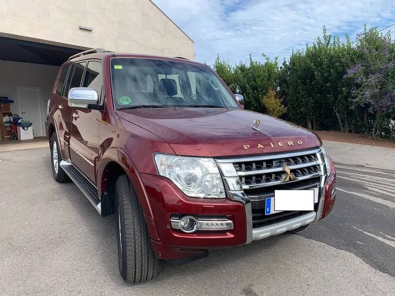 Mitsubishi Pajero • 2017 • 128,200 km 11