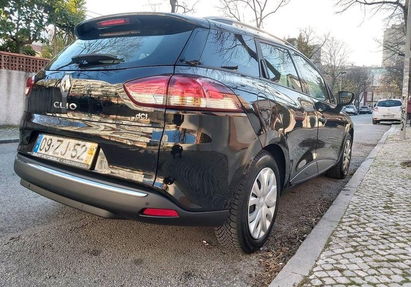 Renault Clio • 2015 • 110,000 km 2