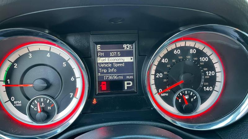 Dodge Attitude • 2013 • 173 km 16