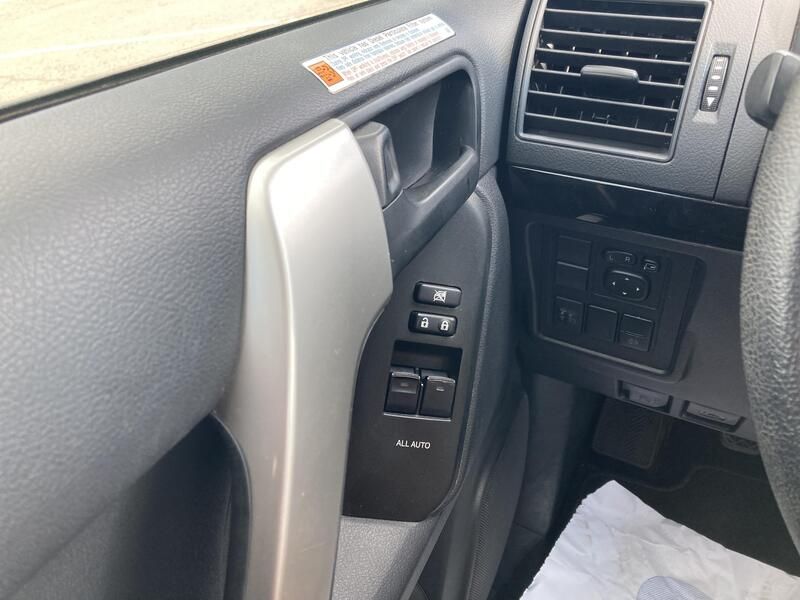 Toyota Land Cruiser • 2020 • 43,764 km 21