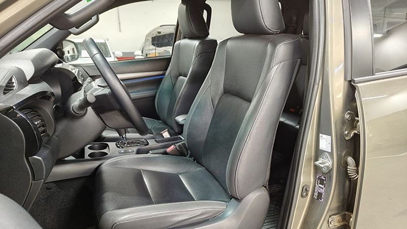 Toyota Hilux • 2021 • 37,227 km 9