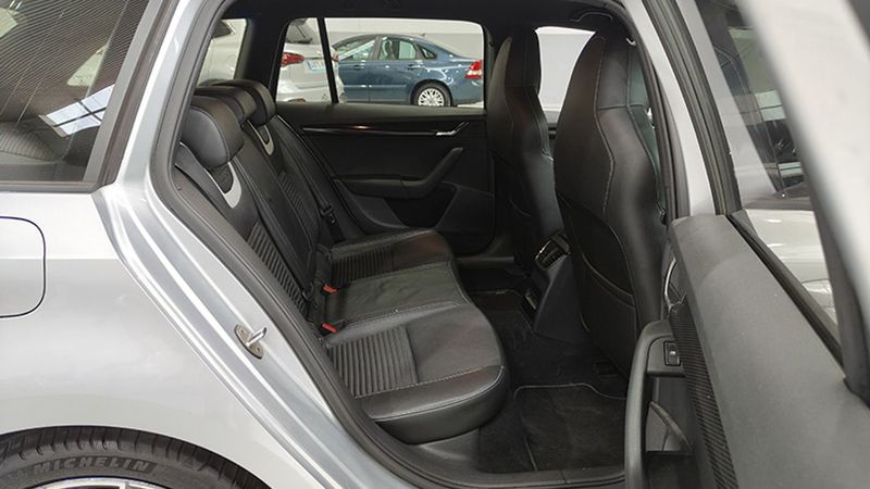 Škoda Octavia • 2015 • 153,850 km 7