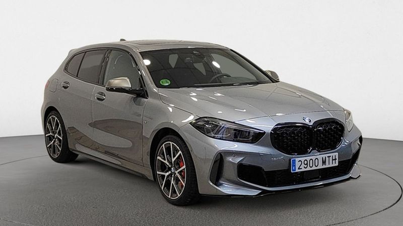 BMW 1 Series • 2024 • 3,264 km 2