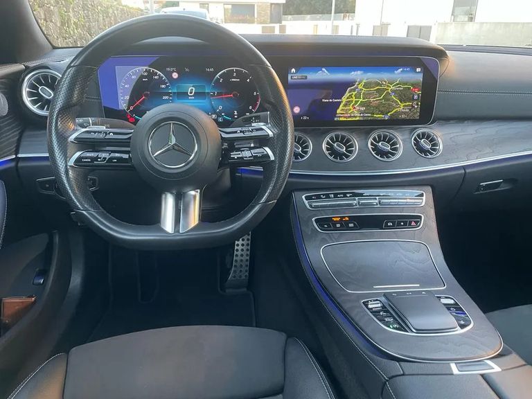 Mercedes-Benz E • 2021 • 88,000 km 4