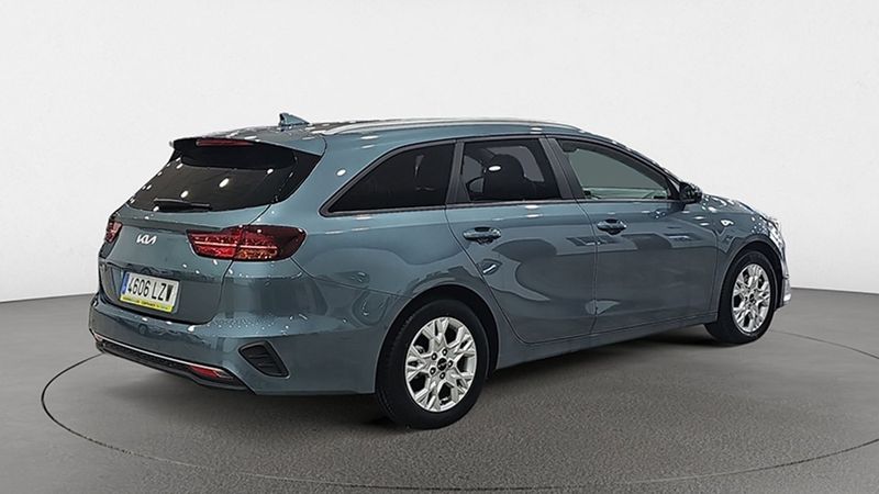 Kia Cee`d • 2022 • 29,412 km 3