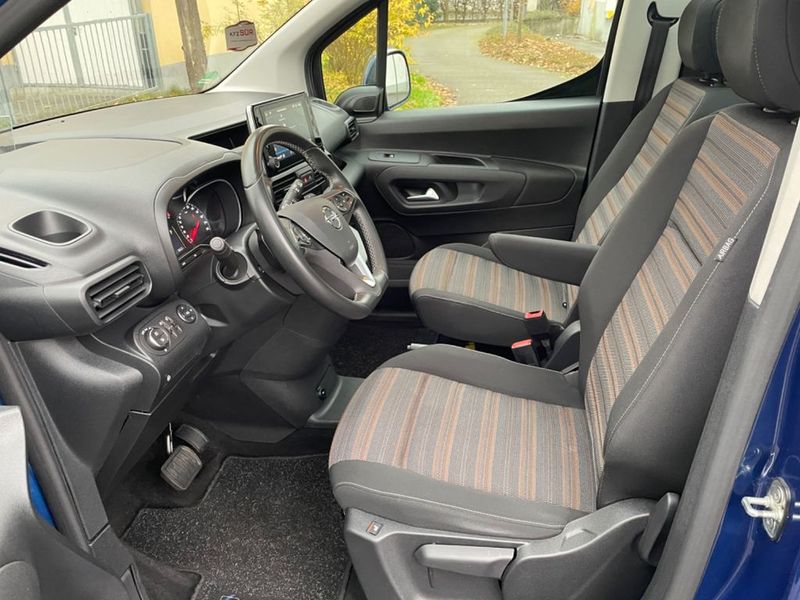 Opel Vivaro Kombi • 2020 • 125,000 km 5