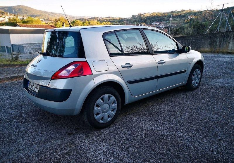 Renault Mégane • 2003 • 199,000 km 4