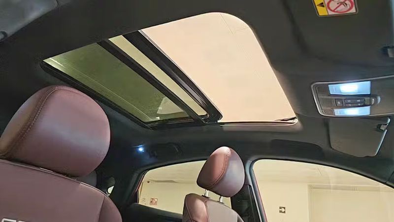 DFSK All New Glory SUV • 2021 • 12,850 km 8