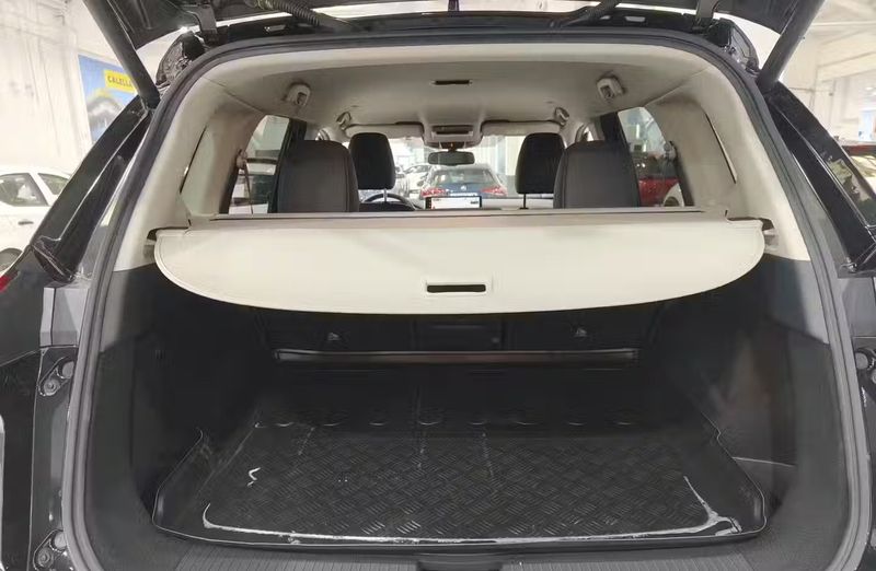 Nissan X-Trail • 2023 • 3,336 km 10