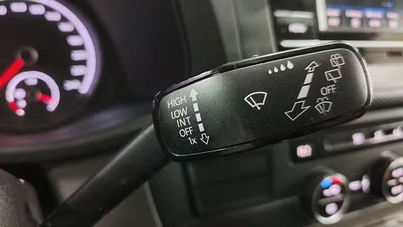 Volkswagen Caravelle • 2022 • 88,079 km 26