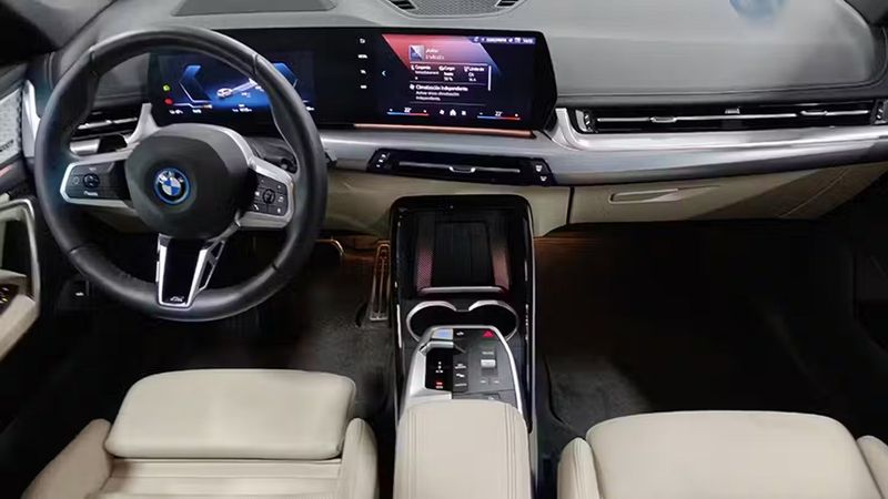 BMW X1 • 2024 • 10,135 km 4