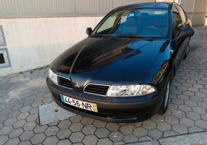 Mitsubishi Carisma • 1999 • 199,999 km 1