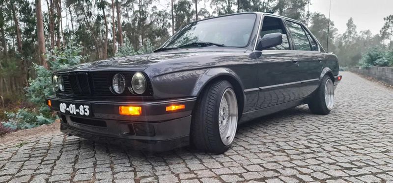 BMW E60 • 1987 • 97,000 km 2