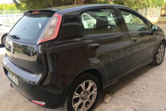 Fiat Grande Punto • 2012 • 180,000 km 2