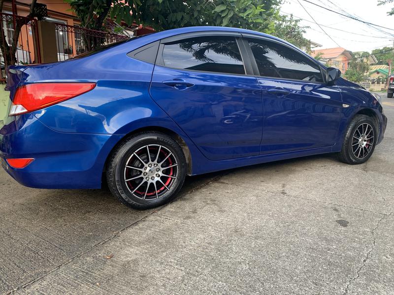 Hyundai Accent • 2017 • 27,800 km 9