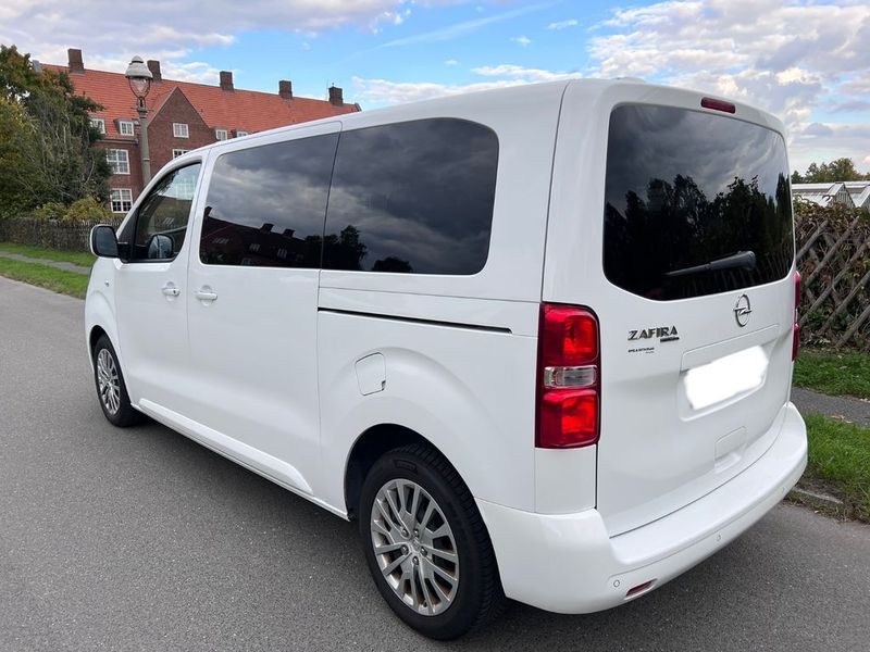 Opel Zafira • 2020 • 47,195 km 2