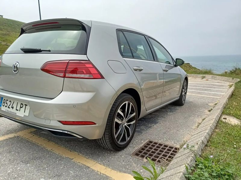 Volkswagen e-Golf • 2021 • 19,020 km 6