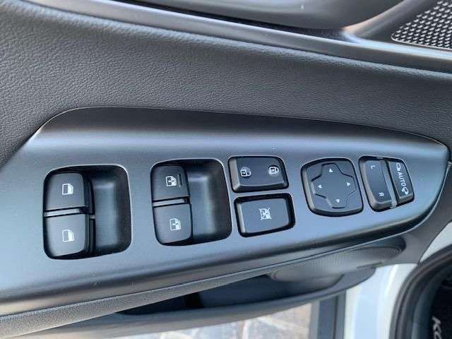 Hyundai Kona Electric • 2020 • 13,000 km 6