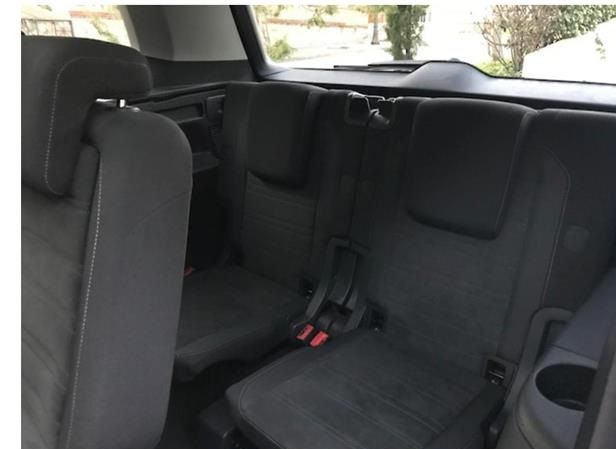 Volkswagen Touran • 2016 • 115,000 km 3