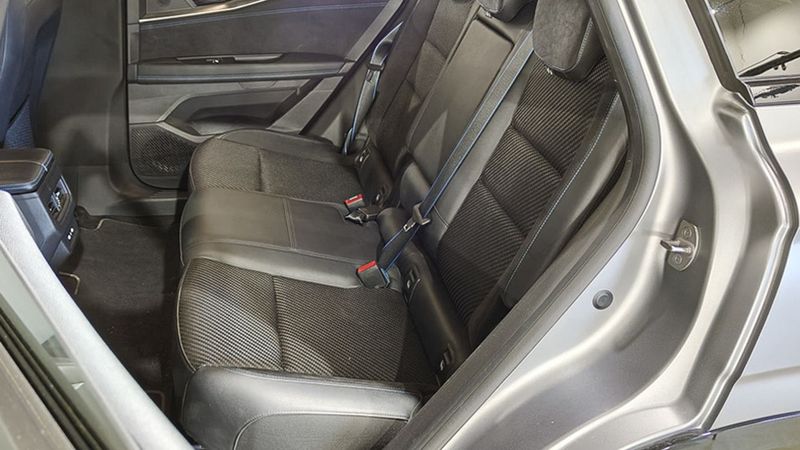 Renault 10 • 2023 • 48,502 km 15