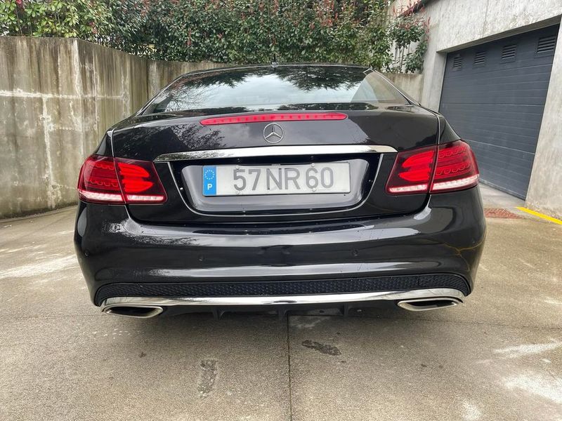 Mercedes-Benz E-320 • 2013 • 140,000 km 3