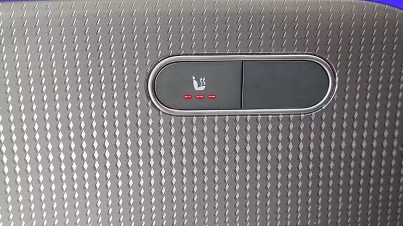 Mercedes-Benz Class B • 2022 • 29,365 km 17