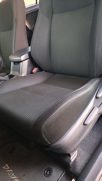 Toyota RAV4 • 2015 • 129,000 km 7