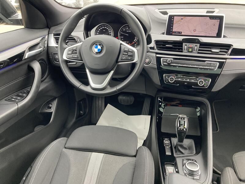 BMW X2 • 2023 • 3,876 km 10