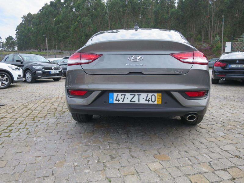 Hyundai i30 • 2020 • 8,600 km 1