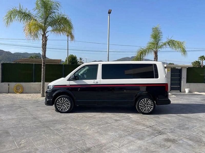 Volkswagen T5 Transporter Shuttle • 2018 • 214,000 km 9
